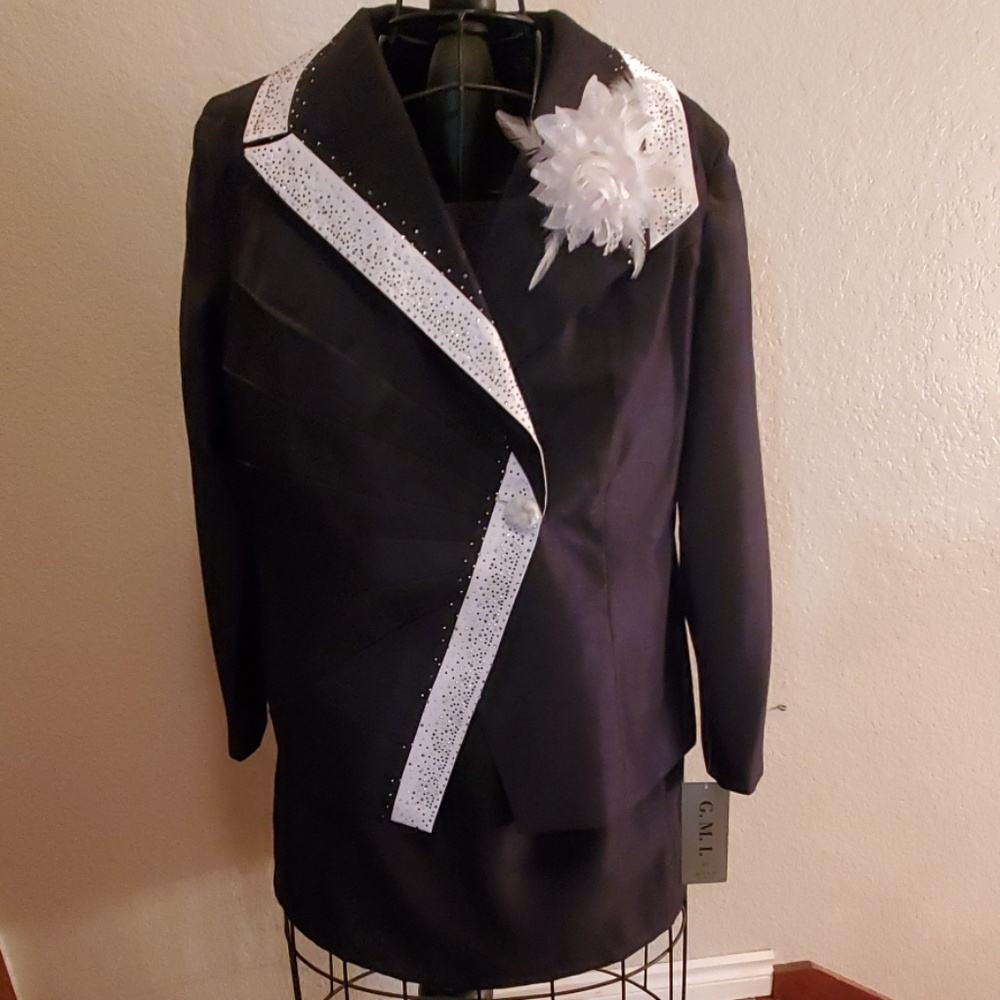 GMI Black Dressy Jacket & Skirt Evening Sparkles